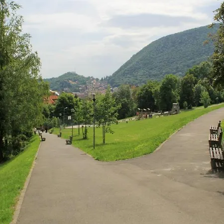 Clasicel Pas Апартаменти Брашов